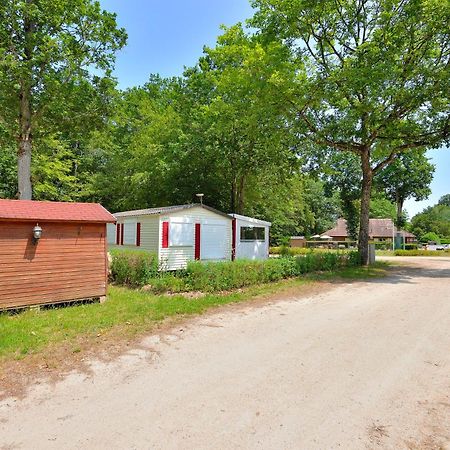 Camping Etang De La Vallee Combreux 외부 사진
