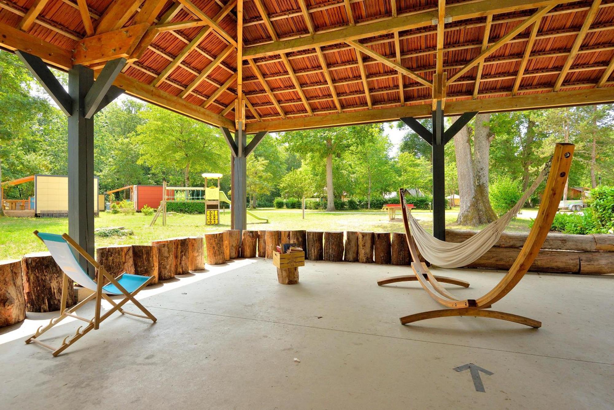 Camping Etang De La Vallee Combreux 외부 사진
