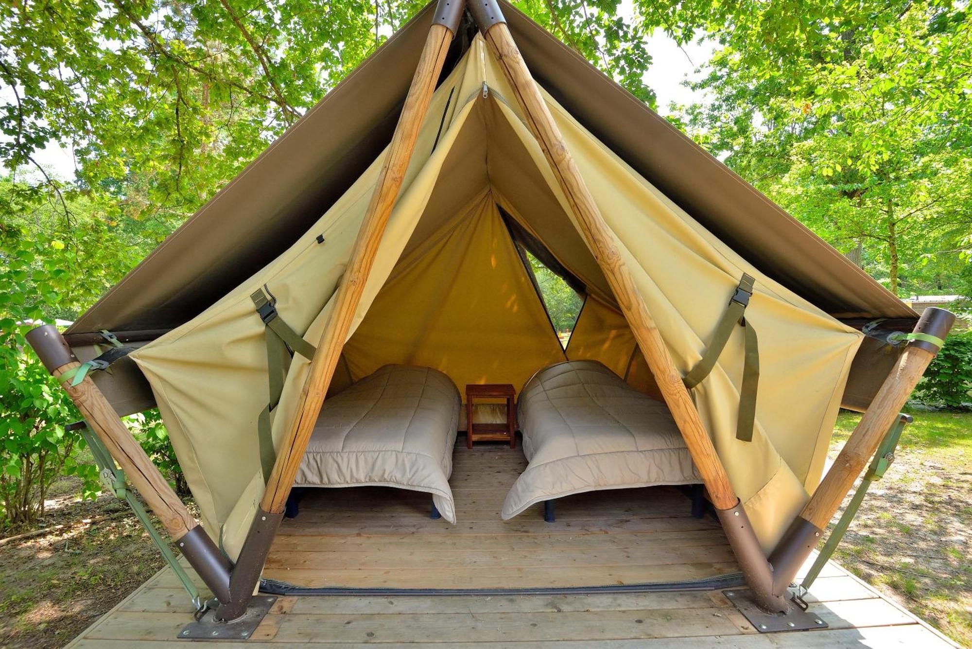 Camping Etang De La Vallee Combreux 객실 사진
